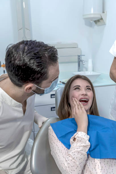 Best Knocked-Out Tooth Emergency  in Creve Coeur, IL